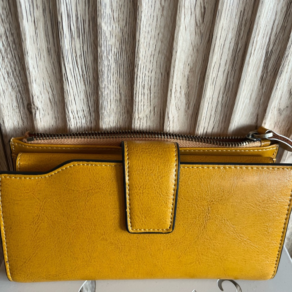 Women's Mustard Yellow Leather Wallet Clutch